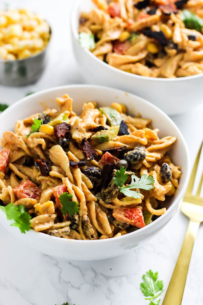 vegan-creamy-mexican-pasta-salad-gluten-free-healthy-dinner-lunch-30-minute-meal-7